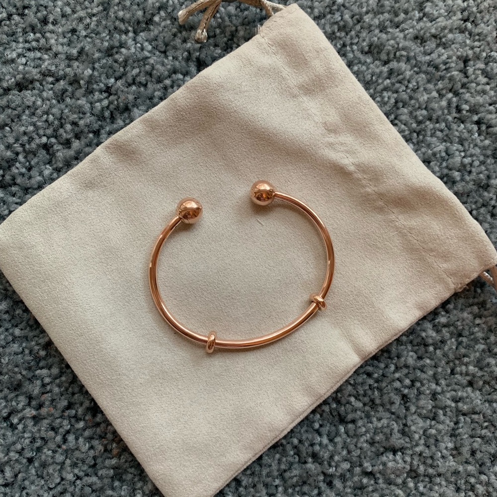 Pandora Rose open bangle